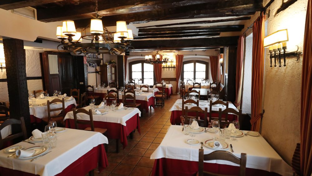1791745186855-aaevltzia4sn-comedor-principal